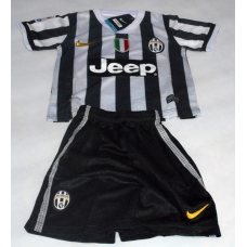Jersey Bola Anak Nike Juventus Home 13/14 Jersey Bola Anak Nike Juventus Home 13/14