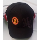Topi Bola Manchester United dengan Logo